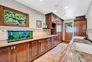 Single Family Residence, 19241 Canyon dr, Villa Park, CA 92861 - 28