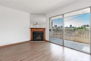 Condominium, 955 3rd st, Long Beach, CA 90802 - 10