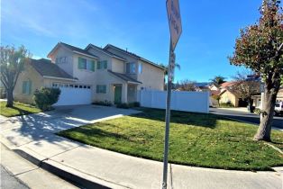 Single Family Residence, 934 Primrose ln, Corona, CA 92878 - 11