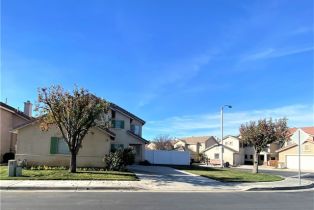 Single Family Residence, 934 Primrose ln, Corona, CA 92878 - 12