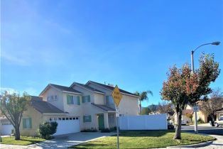 Single Family Residence, 934 Primrose ln, Corona, CA 92878 - 3