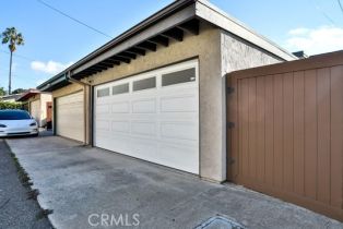 Single Family Residence, 203 Frankfort ave, Huntington Beach, CA 92648 - 45