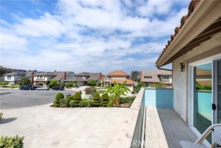 Single Family Residence, 6440 Oakview ln, Anaheim Hills, CA 92807 - 34