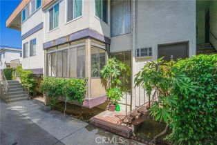 Condominium, 619 Olive ave, Burbank, CA 91501 - 4