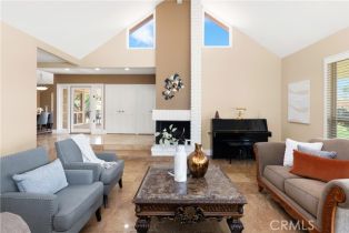 Single Family Residence, 18811 Ridgeview cir, Villa Park, CA 92861 - 10