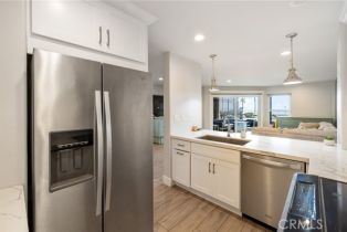 Condominium, 1200 Pacific Coast, Huntington Beach, CA 92648 - 12