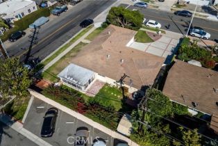 Single Family Residence, 17121 Granada ln, Huntington Beach, CA 92647 - 17