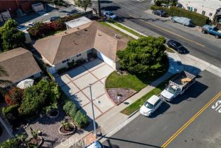 Single Family Residence, 17121 Granada ln, Huntington Beach, CA 92647 - 19