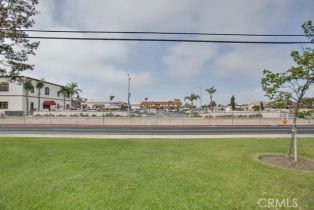 Condominium, 13720 Saint Andrews, Seal Beach, CA 90740 - 16