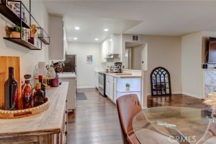 Condominium, 17522 Vandenberg ln, Tustin, CA 92780 - 13