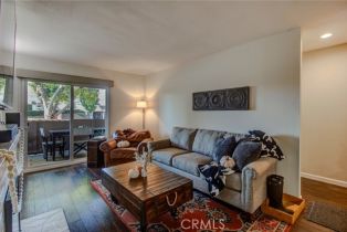 Condominium, 17522 Vandenberg ln, Tustin, CA 92780 - 4