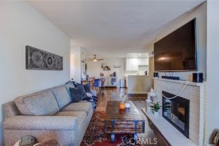 Condominium, 17522 Vandenberg ln, Tustin, CA 92780 - 5