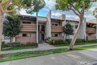 Condominium, 17522 Vandenberg LN, CA  , CA 92780