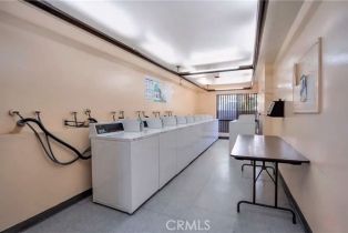 Condominium, 22100 Burbank blvd, Woodland Hills, CA 91367 - 7