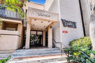 Condominium, 22100 Burbank BLVD, Woodland Hills, CA  Woodland Hills, CA 91367