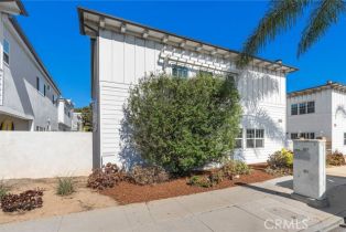 Residential Income, 1345 Manhattan Beach blvd, Manhattan Beach, CA 90266 - 4