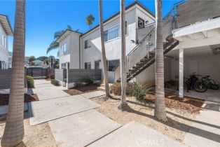 Residential Income, 1345 Manhattan Beach blvd, Manhattan Beach, CA 90266 - 5