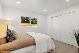 Single Family Residence, 4656 Greenbush ave, Sherman Oaks, CA 91423 - 13