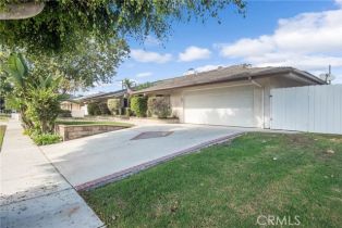 Single Family Residence, 18921 Silver Maple way, North Tustin, CA 92705 - 4