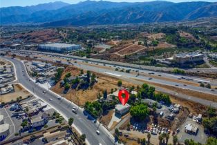 Single Family Residence, 21655 Temescal Canyon rd, Corona, CA 92883 - 32