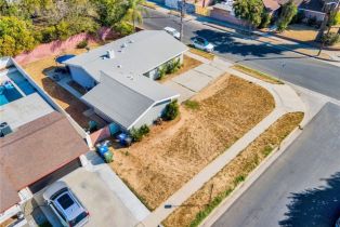 Single Family Residence, 10102 Debra ave, Granada Hills, CA 91343 - 25