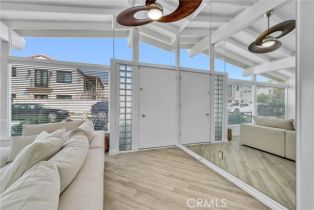 Single Family Residence, 112 Via Florence, Newport Beach, CA 92663 - 4