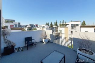 Townhouse, 833 Grable cir, Orange, CA 92868 - 16