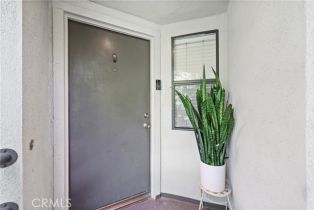 Condominium, 5744 Creekside ave, Orange, CA 92869 - 2