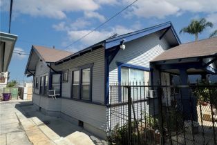 Residential Income, 1135 3rd st, Long Beach, CA 90802 - 6