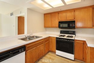 Condominium, 1501 Brea blvd, Fullerton, CA 92835 - 8