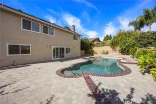 Single Family Residence, 950 Amherst cir, Anaheim Hills, CA 92807 - 33