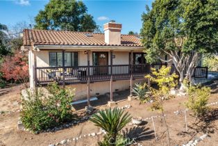 Single Family Residence, 1525 Calavo rd, Fallbrook, CA 92028 - 2