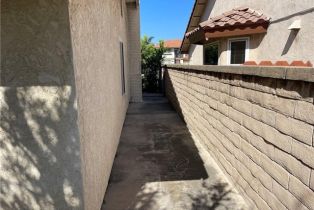 Single Family Residence, 2134 Mills dr, Orange, CA 92868 - 19