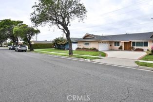 Single Family Residence, 6631 Walton dr, Huntington Beach, CA 92647 - 5