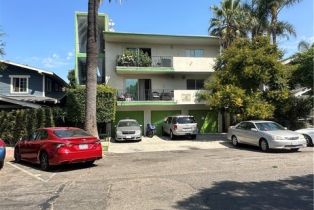 Residential Income, 737 5th st, Long Beach, CA 90802 - 4