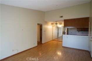 Condominium, 18272 Parkview ln, Huntington Beach, CA 92648 - 8