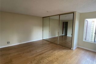 Condominium, 5045 Maytime ln, Culver City, CA 90230 - 4