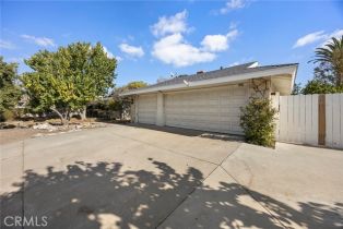 Single Family Residence, 9832 Oakwood cir, Villa Park, CA 92861 - 2