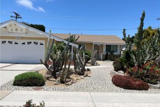 Single Family Residence, 15801 Carrie LN, Huntington Beach, CA  Huntington Beach, CA 92647