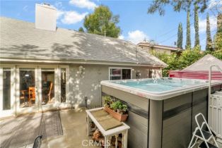 Single Family Residence, 21006 Dumetz rd, Woodland Hills, CA 91364 - 24