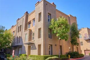 Condominium, 180 Village CT, Fullerton, CA  Fullerton, CA 92832