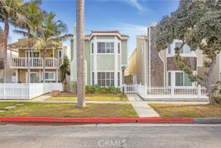 Single Family Residence, 224 17th ST, Huntington Beach, CA  Huntington Beach, CA 92648