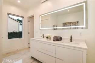 Single Family Residence, 15122 Morrison st, Sherman Oaks, CA 91403 - 31