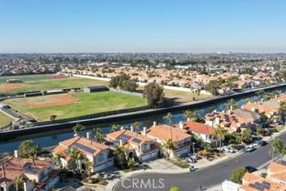 Single Family Residence, 21221 Hillsdale ln, Huntington Beach, CA 92646 - 26