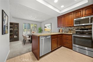 Condominium, 933 Creekside dr, Fullerton, CA 92833 - 4