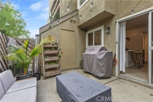 Condominium, 5825 Creekside ave, Orange, CA 92869 - 17