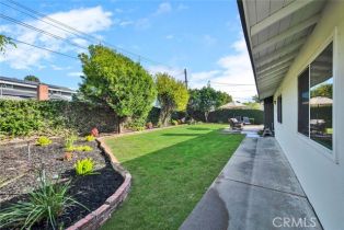 Single Family Residence, 1411 1st st, Tustin, CA 92780 - 47