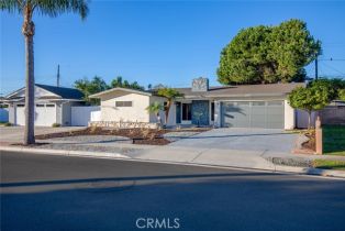 Single Family Residence, 16541 Loire cir, Huntington Beach, CA 92647 - 2