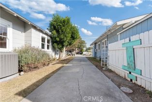 Single Family Residence, 224 Cleveland st, Orange, CA 92866 - 41