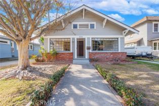 Single Family Residence, 224 Cleveland st, Orange, CA 92866 - 6